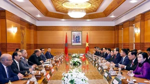 越南国会主席陈青敏与摩洛哥众议长阿拉米举行会谈。