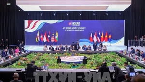 越南政府总理范明正出席第47届东盟峰会。(图片来源:越通社)