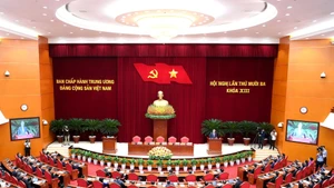 越南共产党第十三届中央委员会第十三次全体会议落下帷幕【组图】