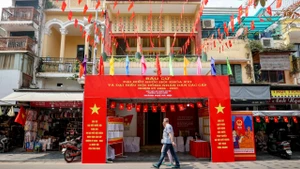 河内市共有1451个投票点，其中有不少投票点被设在文化历史遗址之内。