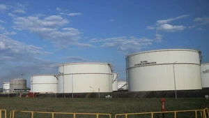 蓉橘炼油厂。（图片来源：越通社）