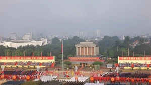 庆祝八月革命胜利暨九·二国庆80周年阅兵与游行活动隆重举行【组图】
