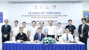 谅解备忘录签署仪式。（图片来源：越通社）