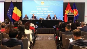 会议场景。（图片来源：越通社）