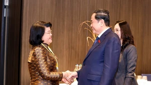 越南国会主席陈青敏会见柬埔寨国会主席昆索达莉。