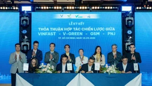合作备忘录签署仪式。（图片来源：越通社）