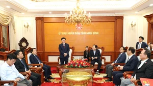 座谈会场景。（图片来源：baoninhbinh.org.vn）