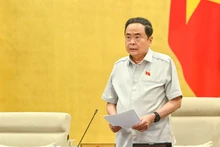 越南国会主席陈青敏在闭幕式致辞。
