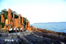 石柱岛——拜子龙湾上新的旅游目的地。（图片来源：越通社）