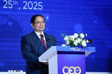 11月25日，越南政府总理范明正出席以“胡志明市：迈向数字时代的国际超级都市”为主题的胡志明市乃至越南领导人与企业领袖交流活动CEO 500 - TEA CONNECT。（图片来源：越通社）