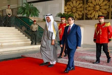 科威特首相主持仪式欢迎越南政府总理范明正到访。（图片来源：VGP）