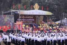 富寿省芒璧乡开贺节现场。