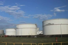 蓉橘炼油厂。（图片来源：越通社）