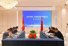 越南建设部副部长阮祥文率领的代表团与中国代表团举行重要双边会谈。（图片来源：建设报）