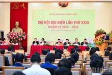 越共《人民报》社第二十九次代表大会（2025-2030年任期）召开。（成达 摄）