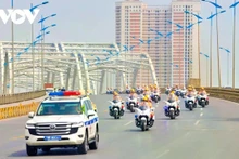 附图：河内交警公布交通分流方案 确保庆祝国庆80周年阅兵、游行等相关活动顺利进行。