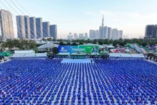 6万名学生参加越武道武乐汇演 成功创造世界纪录。（图片来源：VOV）