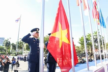 越南国旗升旗仪式。