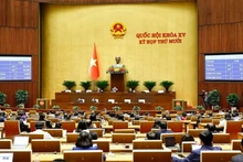 越南第十五届国会第十次会议场景。（图片来源：越通社）