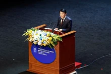 公安部部长梁三光大将出席《联合国打击网络犯罪公约》（又称《河内公约》）开放签署仪式闭幕式并发表讲话。（图片来源：越通社）