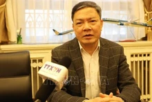 越南驻中国商务参赞农德来在北京接受越通社记者专访。（图片来源：越通社）