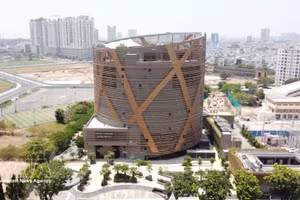 投资总额达近1.395万亿越盾的富寿多功能马戏与表演剧场正式投入运营，将有助于胡志明市在新纪元中释放资源，为文化产业注入“助推剂”。（图片来源：越通社）