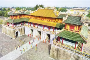 顺化故都仍较为完整地保留着宫廷建筑艺术的整体格局。