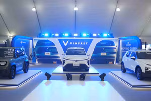 VinFast在菲律宾国际车展上推介完整的电动车生态系统。