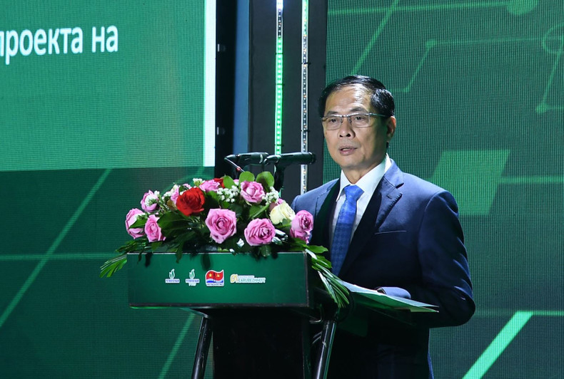 裴青山副总理在仪式上发表讲话。 bui-thanh-son-18082025-01.jpg