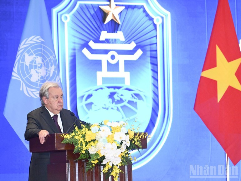 联合国秘书长古特雷斯发表讲话。 联合国秘书长古特雷斯发表讲话。