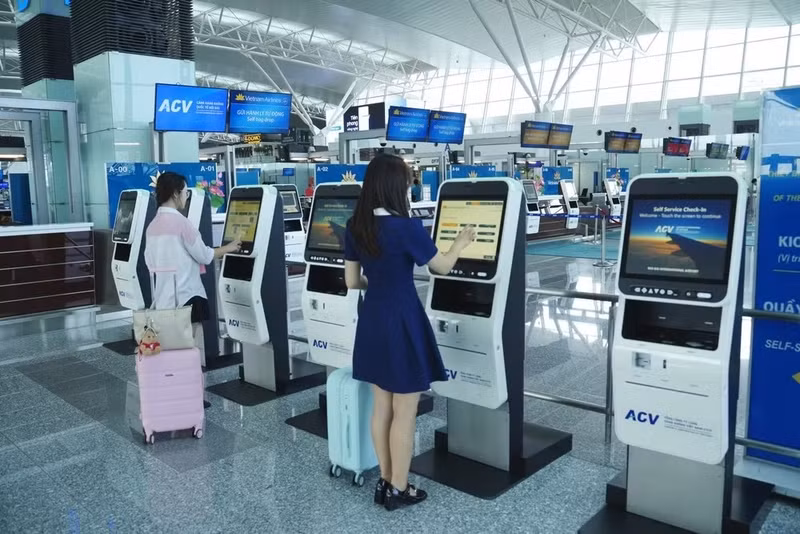 附图。