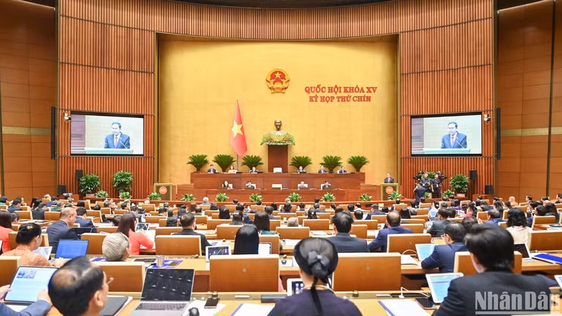 越南第十五届国会第九次会议场景。