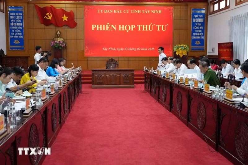 西宁省选举委员会第四次会议。（图片来源：越通社）