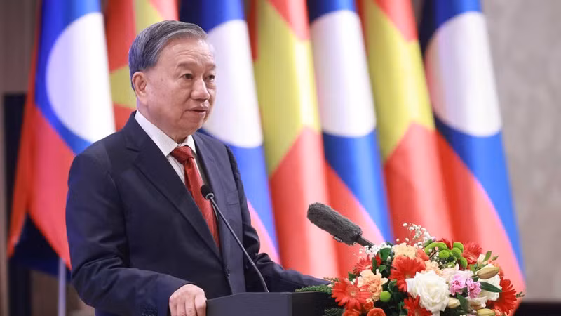 越共中央总书记苏林在老越友谊公园落成典礼上发表讲话。（图片来源：越通社）
