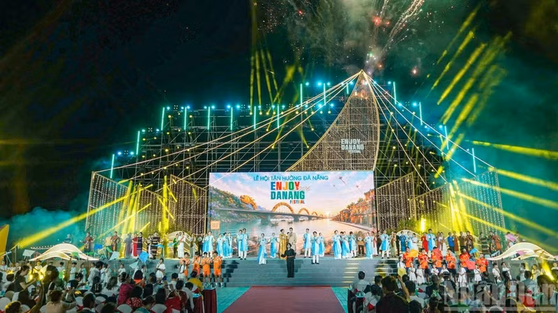 2026年“岘港享受节”开幕式上的节目之一。