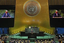 联合国秘书长安东尼奥·古特雷斯在纽约联合国总部的大会会议上发表讲话。（图片来源：新华社）