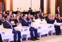 范明正总理出席越中企业论坛。