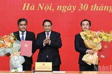 越南政府总理范明正任命两位省委书记担任副部长级职务。