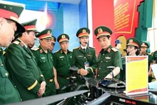 全面建设新时代“模范、标杆”的强大军队。