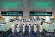 扩建后的内排T2航站楼设有自动化入境通道。