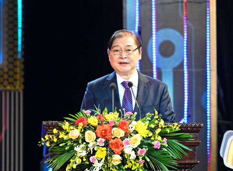 越南技术创新基金会主席潘春勇发表讲话。 越南技术创新基金会主席潘春勇发表讲话。