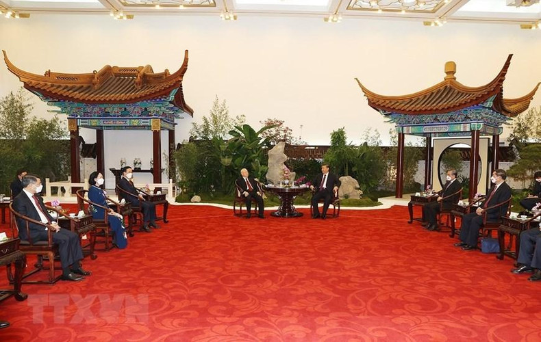 茶叙场景。(图片来源:越通社) 茶叙场景。(图片来源:越通社)