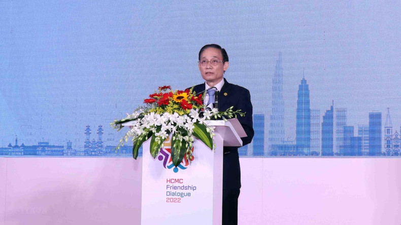中央对外部部长黎怀忠发表讲话。(图片来源:越通社) 中央对外部部长黎怀忠发表讲话。(图片来源:越通社)