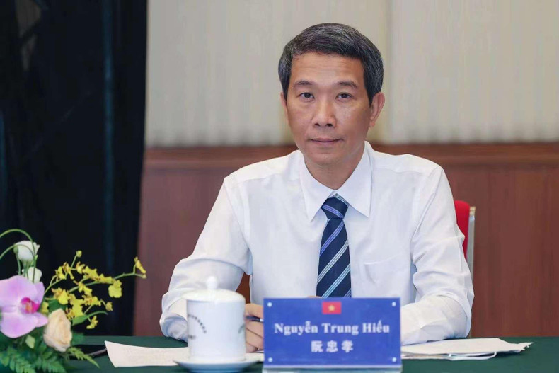 越南驻昆总领事阮忠孝在云南省分会场出席活动。 越南驻昆总领事阮忠孝在云南省分会场出席活动。