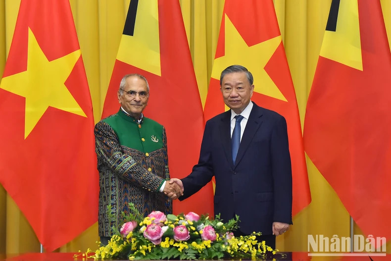 越南国家主席苏林与东帝汶总统若泽·拉莫斯·奥尔塔。 越南国家主席苏林与东帝汶总统若泽·拉莫斯·奥尔塔。