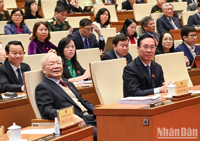 越共中央总书记阮富仲出席第十五届国会第五次特别会议。 越共中央总书记阮富仲出席第十五届国会第五次特别会议。