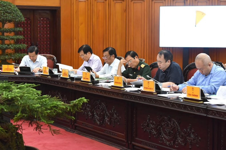 各部委行业领导代表出席会议。