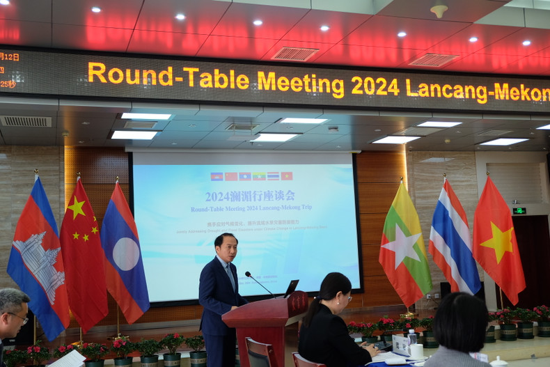 越南驻中国大使馆参赞黎忠坚在会上发言。