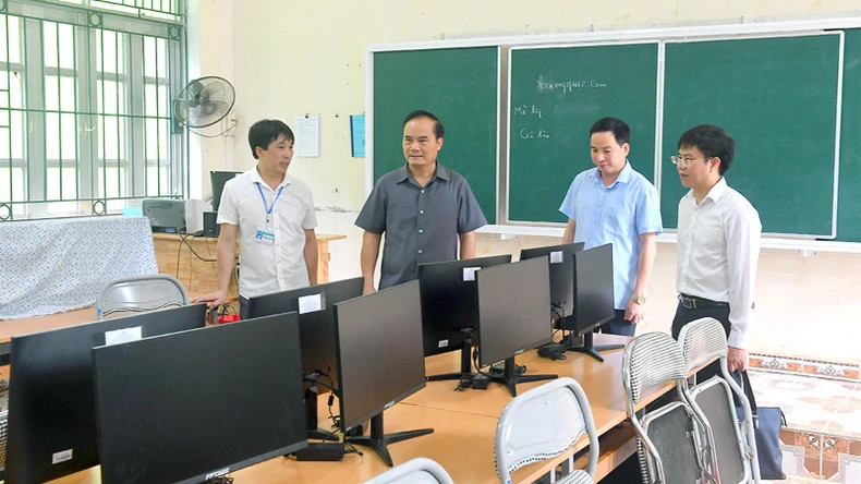 宣光省各所学校的基础设施均达到标准。 宣光省各所学校的基础设施均达到标准。
