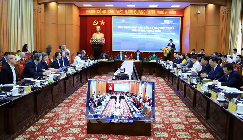 会议场景。 会议场景。